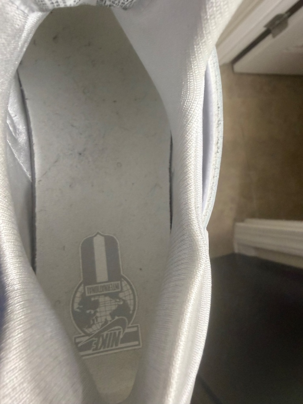 Nike Air Huarache’s - Picture 3 of 9